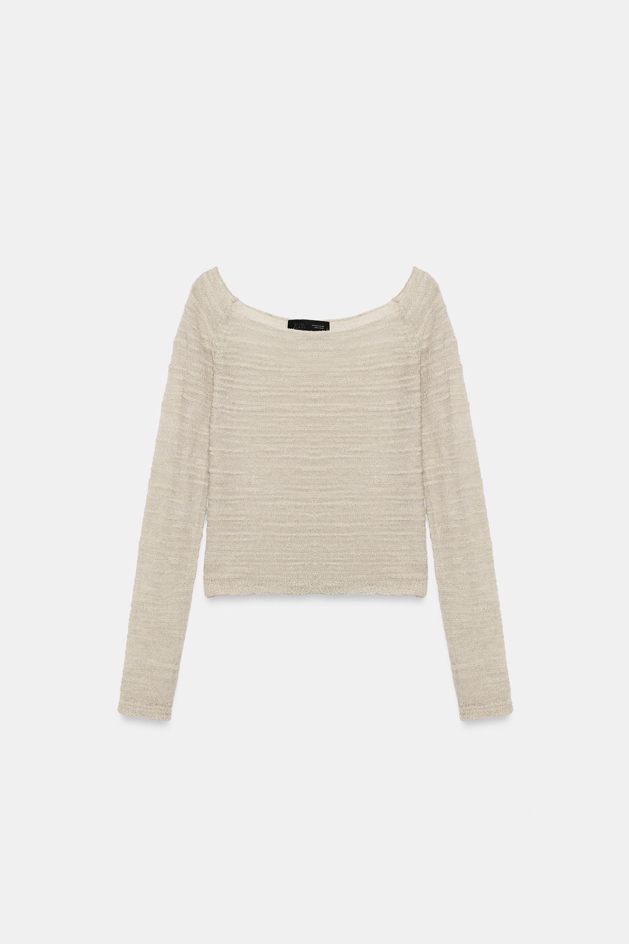 OFF-SHOULDER KNIT TOP